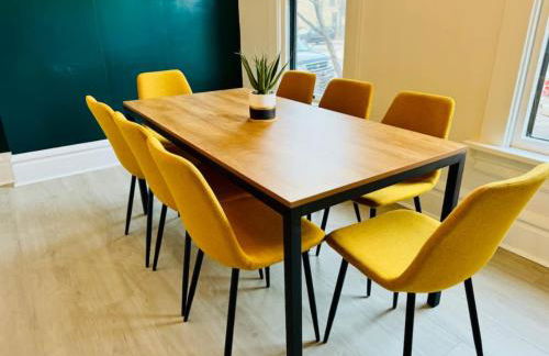 Jungle House Columbus Sleep 12 Downtown Ohio Free Parking - Near Convention Center & Nationwide Arena - 4BR Short North Luxury Home - Over 5,800 Five Star Stays - Foto 4