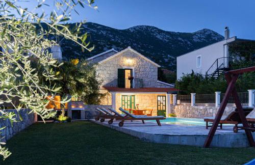 Villa Bella Pietra with private pool, sauna - Photo 44