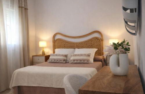 Chalet con piscina en Naveros - Foto 27