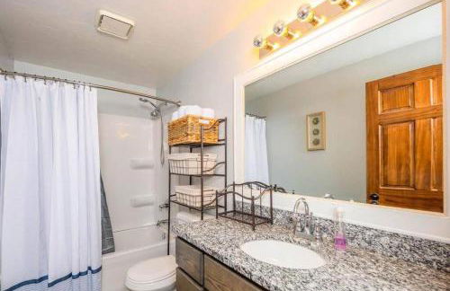 Green Bay Cozy home, 3 bed rooms, 6 beds, 2 bath - Foto 6