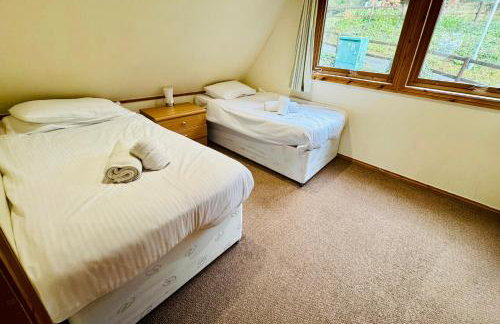 Lazy Bear Lodge with Hot Tub - Finlake Resort and Spa in Devon - Foto 5