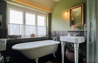 Gorgeous English Farmhouse Holiday Cottage for 9 and a half - Foto 5