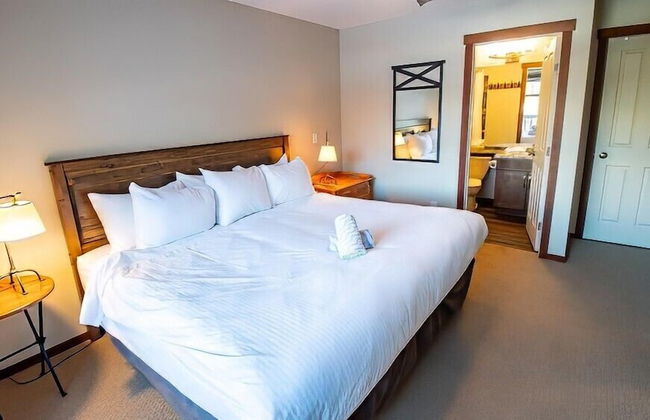 Snow Creek Lodge by Fernie Lodging Co - Photo 22