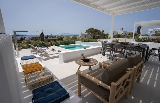 Luxury Paradise Villa Iliad In Paros - Photo 26