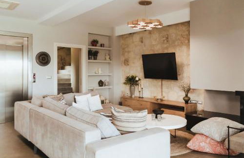 Orama Luxury Villa 4 Bedrooms with Private Pool - Foto 34