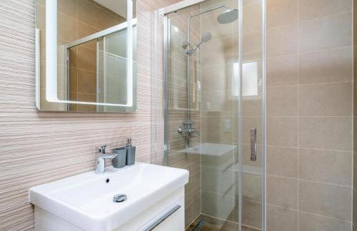 Family-friendly apartments with swimming pool Pomena, Mljet - 22317 - Photo 14