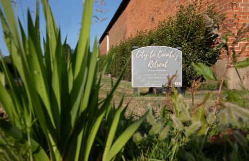 Sycamore Lodge with Hot Tub- Quirky & Romantic - Foto 29