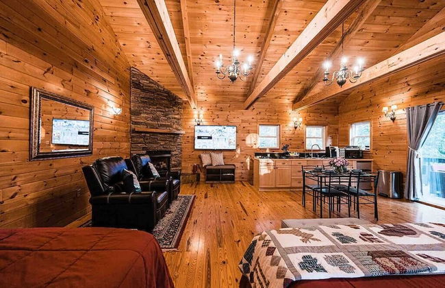 Sunset Chalet-amazing Views Private hot tub - Photo 9