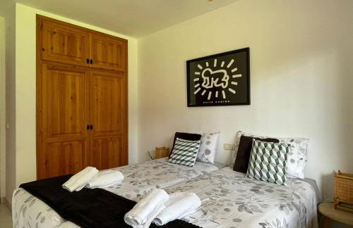 Casa mediterránea con gran jardín y piscina a 500 m de la playa - Foto 26