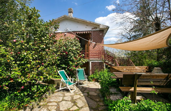 Holiday Home in Tuscany Near Sassetta - Foto 1