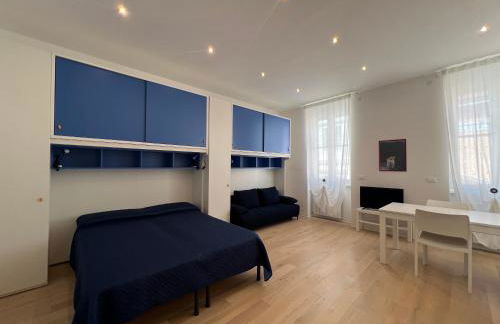 Cozy 1 Apartment - City Center Train Station - Photo 16