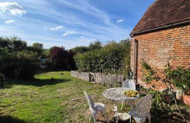 Manor Cottage - Photo 11