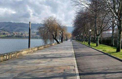 Piso con preciosas vistas, patio privado y amplio garaje - Photo 21