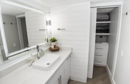 Total Remodel - 3BR-3BA Corner Beachfront - Winter Snowbirds Welcome! - Foto 16