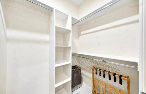 Cozy 3BR Backhouse and Near DTLA & Shops - Foto 11