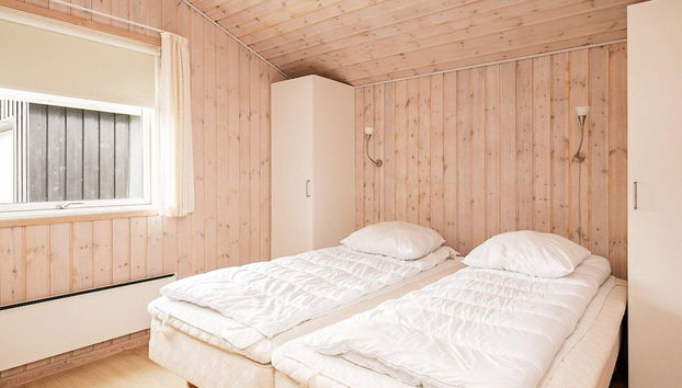 8 Person Holiday Home in Albaek - Foto 2, Habitación