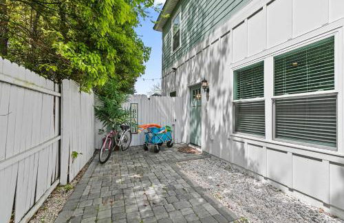 Few steps to Ocean- Beach Cruisers & Free parking & Private backyard - Foto 13