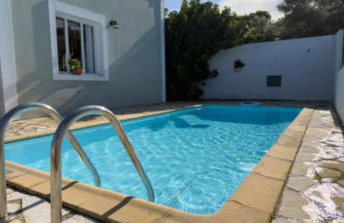 Regina Villa - Photo 31