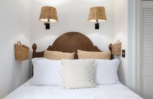 Charming Geneva Cottage Walk 4 Blks to Downtown - Foto 19