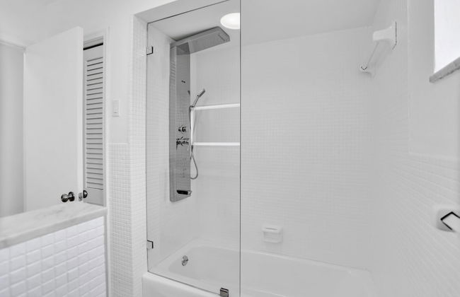 Cleveland Tropical Oasis & Private Pool - Foto 34