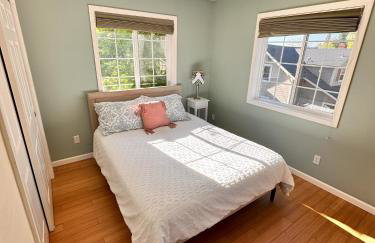 Medford Home And 2 Condos With Pool - Photo 19