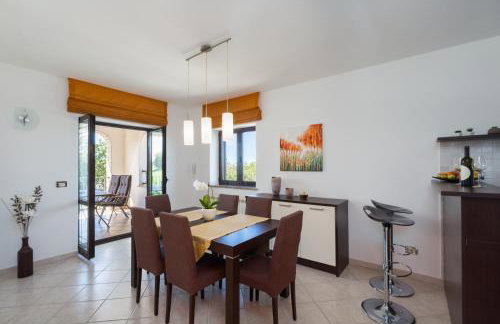 Apartment Mihael with pool and beautiful garden - Foto 13