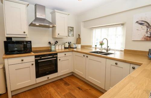 White Swan Cottage - Photo 10