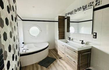 Villa rospico, 200m de la plage avec piscine - Photo 10