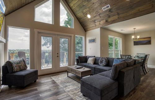 Broadview, River, Golf Course, Games, free Attraction Tickets, WIFI!!! - Foto 7