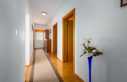 Amazing Home In Marcana - Foto 30