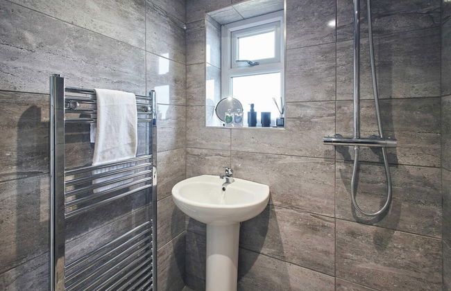 Host Stay Marsden Beach House - Photo 14