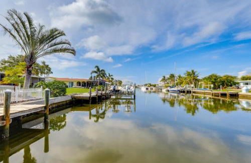 Canal-Front Haven Pool, Dock and Lanai in Palmetto - Foto 2
