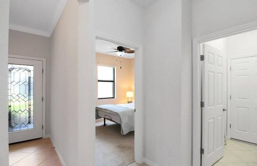 Gorgeous Lakefront Villa in Gran Paradiso - Seabird Villa - Photo 36