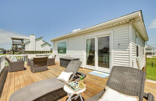 Walk to Terramar Beach! Home with Pool and Dock Access - Photo 18