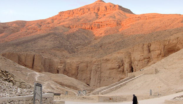 Visit to West Bank of Luxor (Kings Valley, Queens Valley and Hatshepsut Temple) - Photo 2