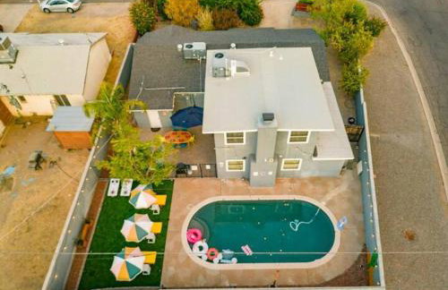 5BR with Pool & Backyard ParadiseSleeps 10 Guests - Foto 36