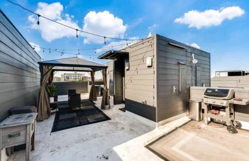 Cozy 3BR Luxury Townhome Near Uptown Skyline WFH Friendly - Foto 5