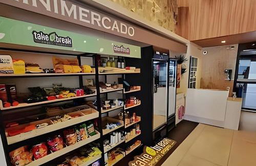 Flat Luxo com Coworking, Academia e Rooftop - WiFi 1Gb - Beira Mar 4 min - Foto 47