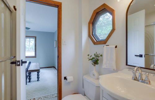 Lakefront Sister Lakes Vacation Rental with Dock! - Foto 14