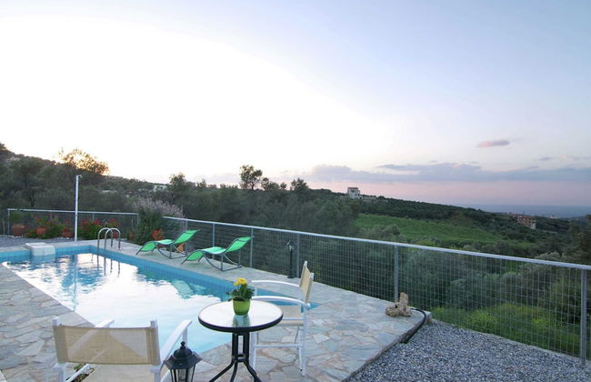 Villa in Agia Triada With Pool & Near Beach - Foto 10