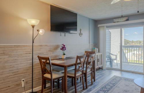 The Turtle House- Quiet complex, 2 BR/ 2 BA - Photo 16