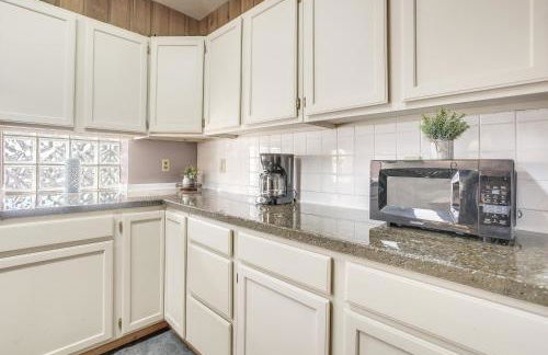 Downtown Condo about 23 Mi to Hocking Hills State Park - Foto 12