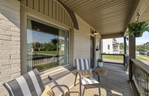 Hanford House w Hot Tub,Sauna,Bar - Photo 8