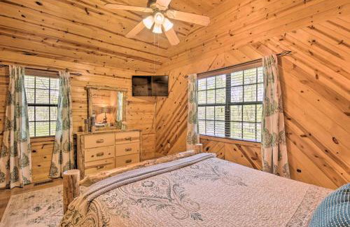 Cozy Hiawassee Cabin with Fire Pit and Mtn Views! - Foto 11