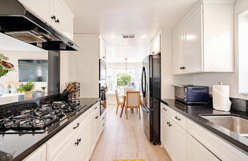 Amazing location, Unique Oceanfront Beach House! - Foto 7