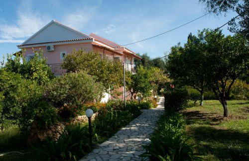 Maria's Paradise - Foto 75