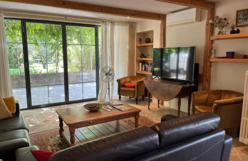 The Willow Tree - Photo 8