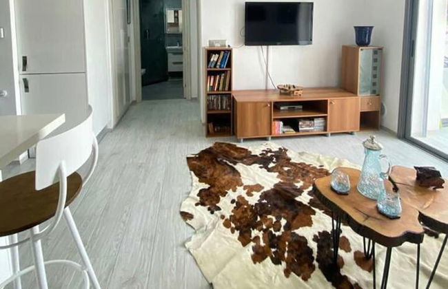 1 Bed Flat - Sleeps 2 - Parking - Wifi - Foto 1