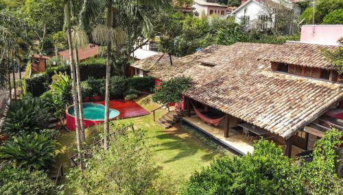 Casa com Piscina Privativa e Natureza – Granja Viana, São Paulo - Foto 2