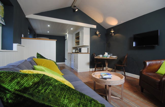 Courtyard Cottages Lymington - Foto 2